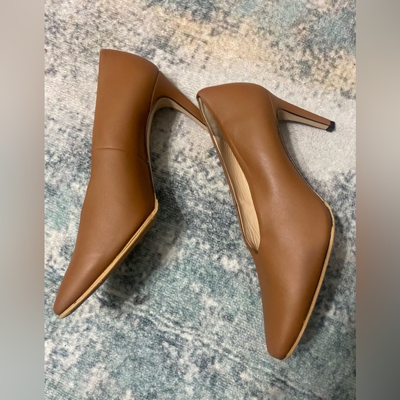 NWOT Club Monaco BRENNAHA PUMPS IN COGNAC - Picture 8 of 8